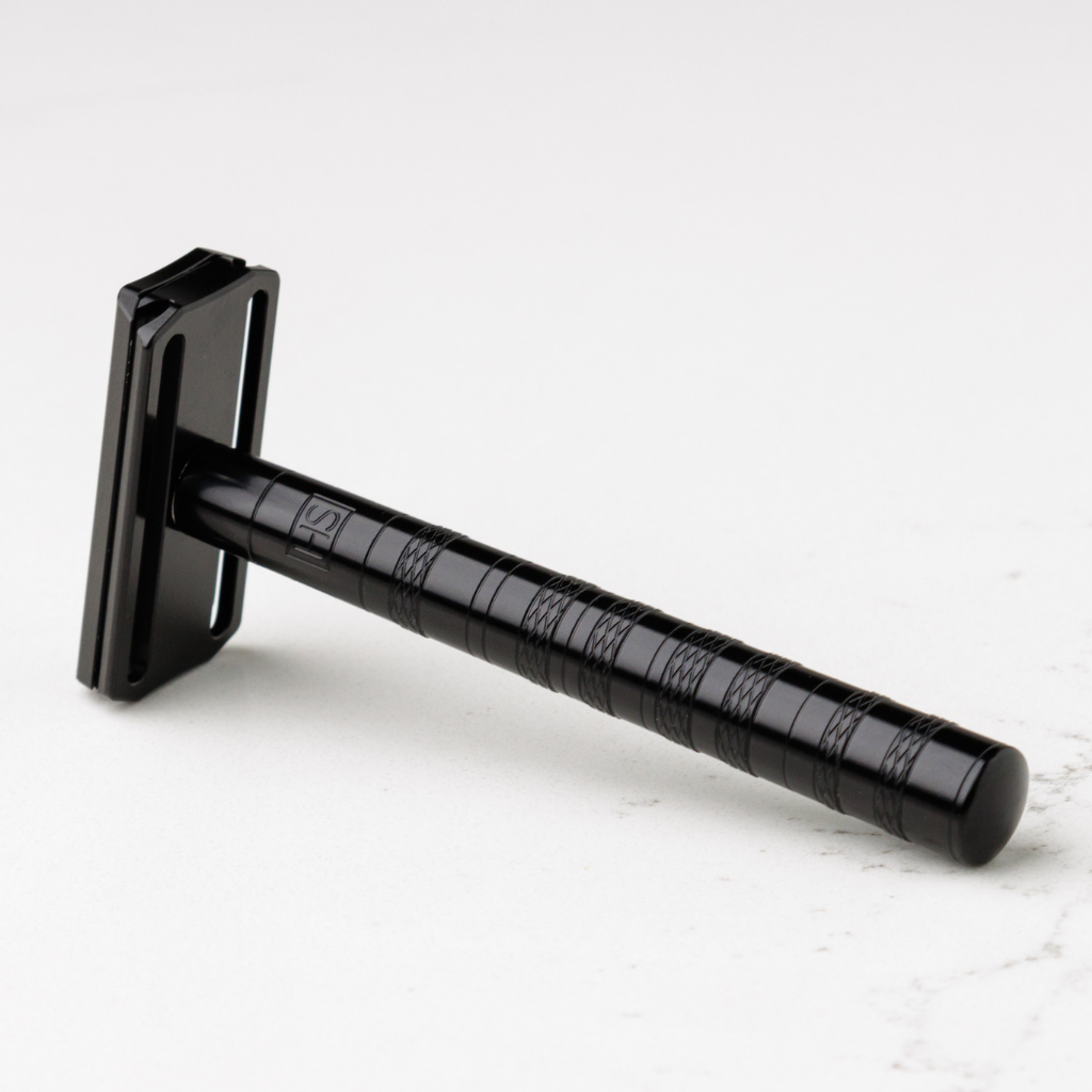 Henson Aluminum AL13 Jet Black Medium Safety Razor