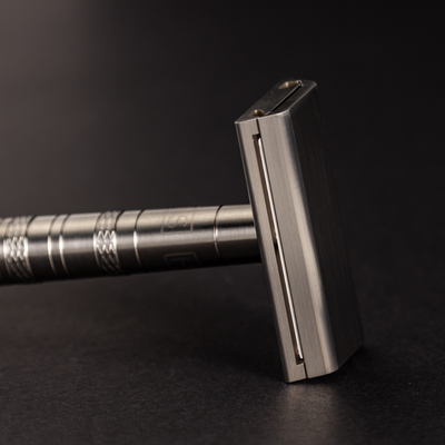 Henson Titanium Ti22 Mild Safety Razor