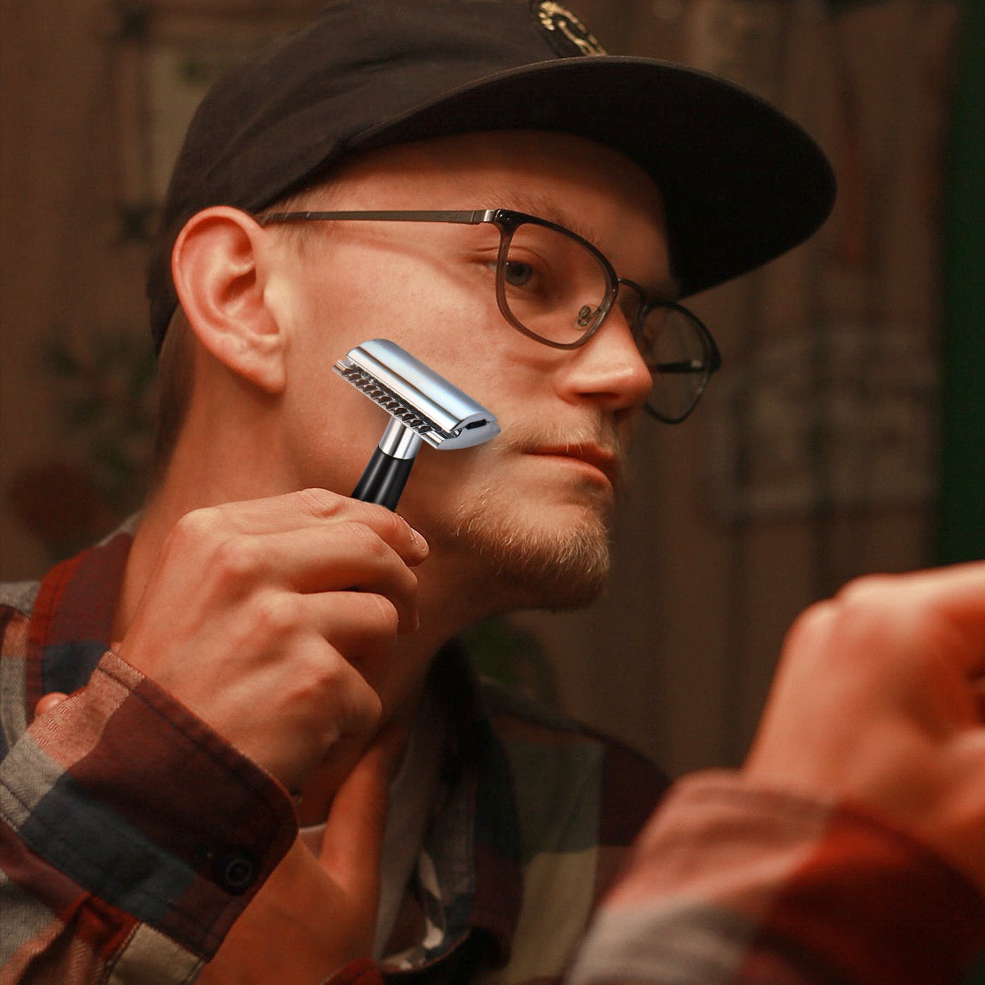 Naked Armor Aglovale Safety Razor Ebony Wood Zinc Aluminum