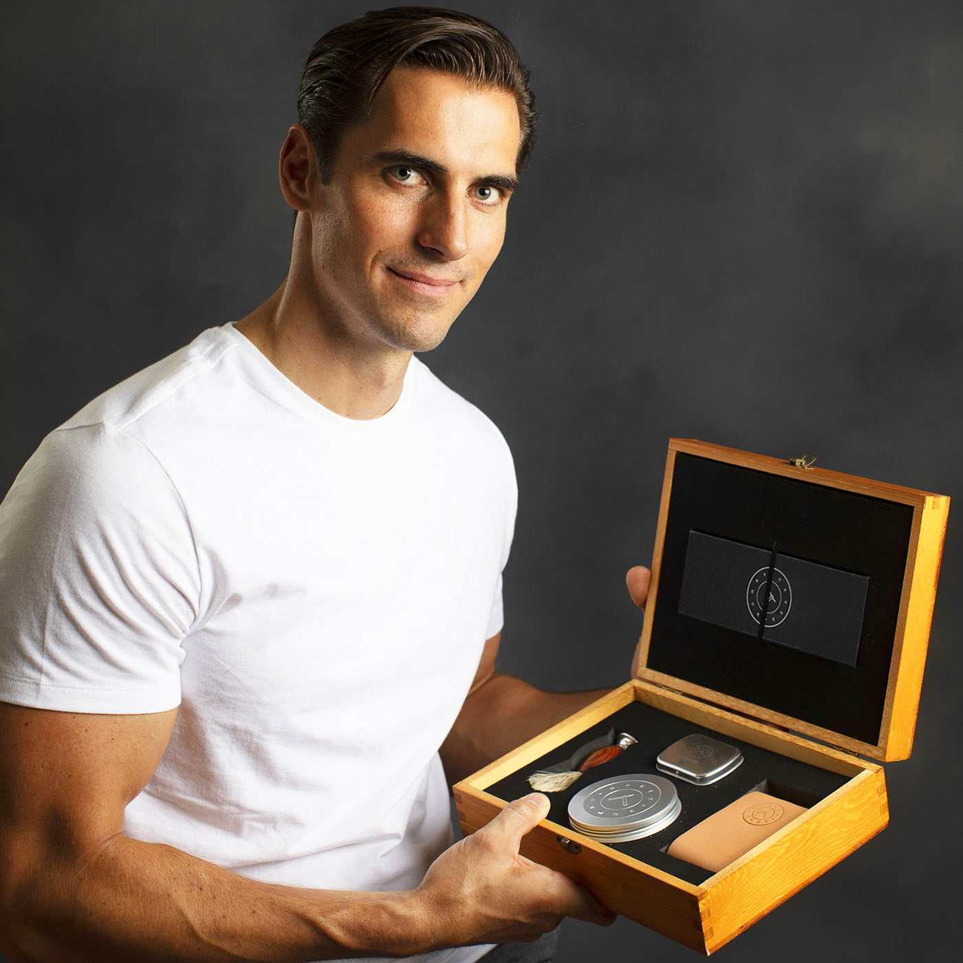 Naked Armor Lancelot 7 Piece Straight Razor Kit