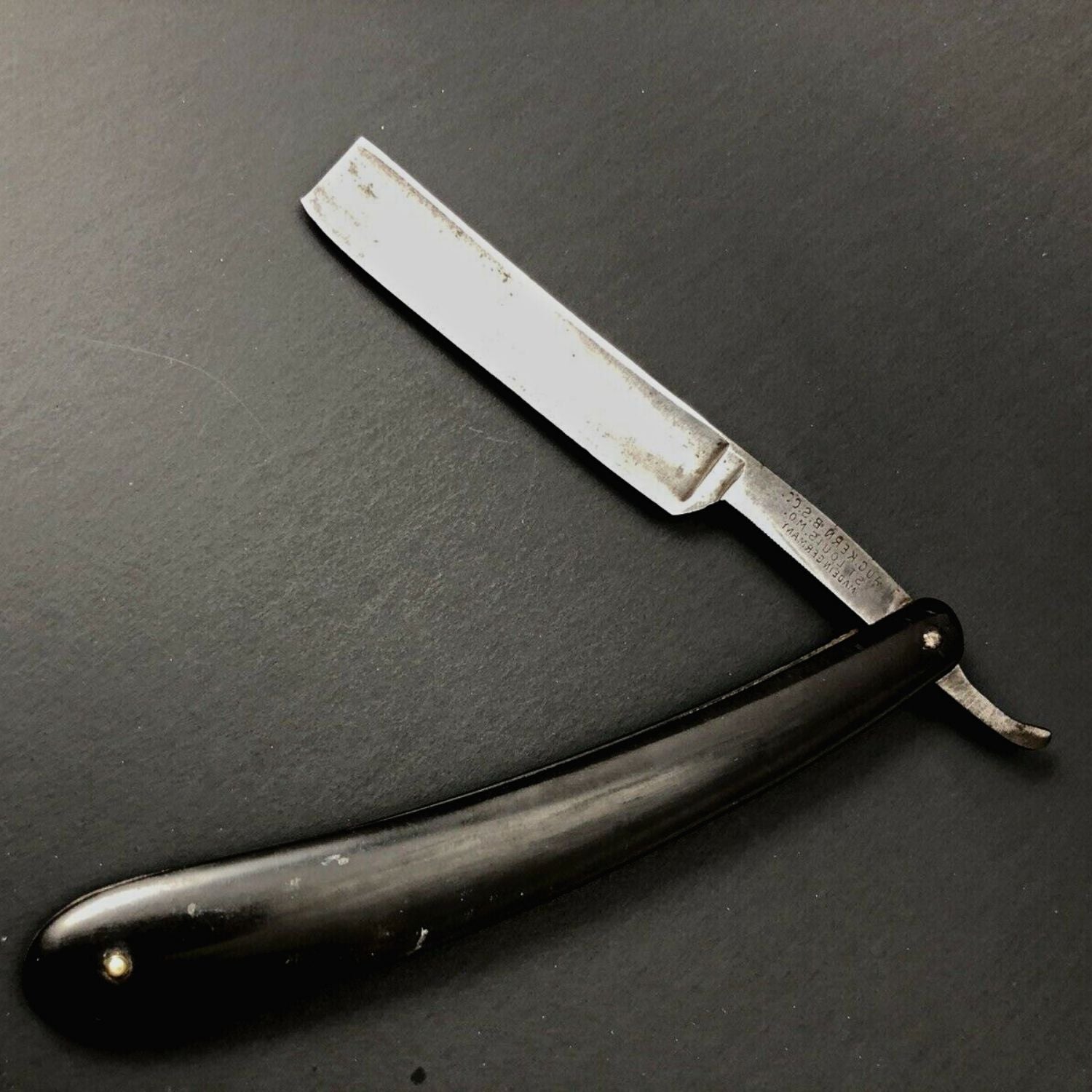 Vintage Blue Steel Straight Razor for Classic Shaving – Naked Armor Razors