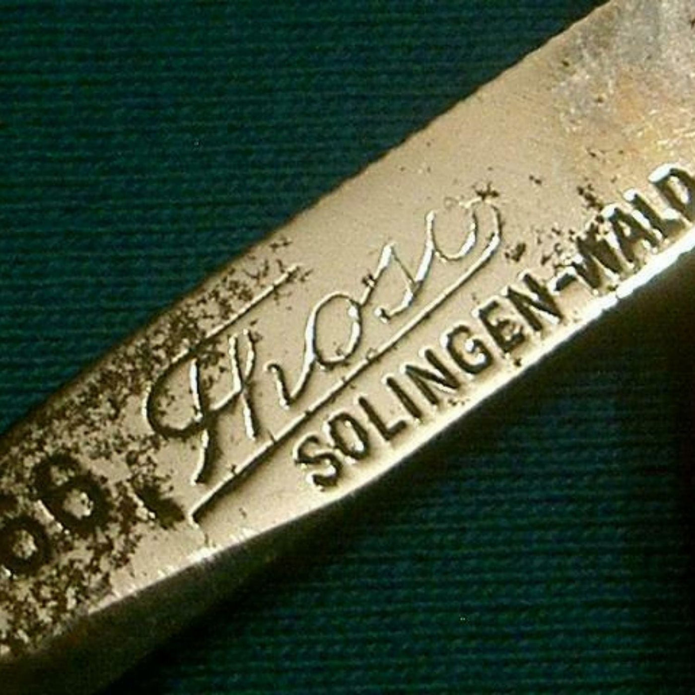 Vintage Floso Solingen-Wald Straight Razor – Naked Armor Razors
